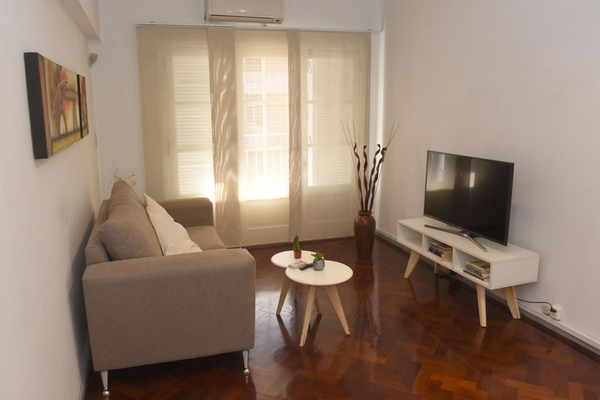 Departamento En Capital + Estacionamiento Apartamento *