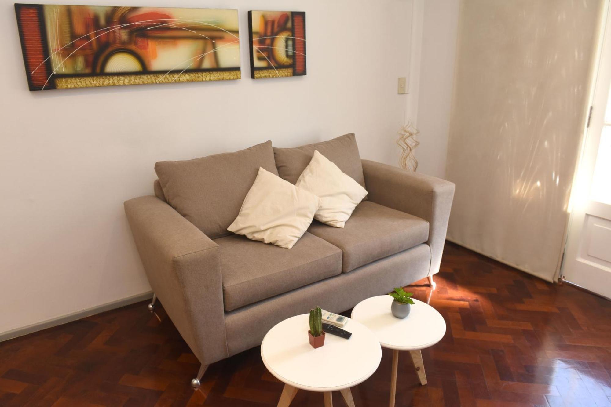 Apartamento Departamento En Capital + Estacionamiento