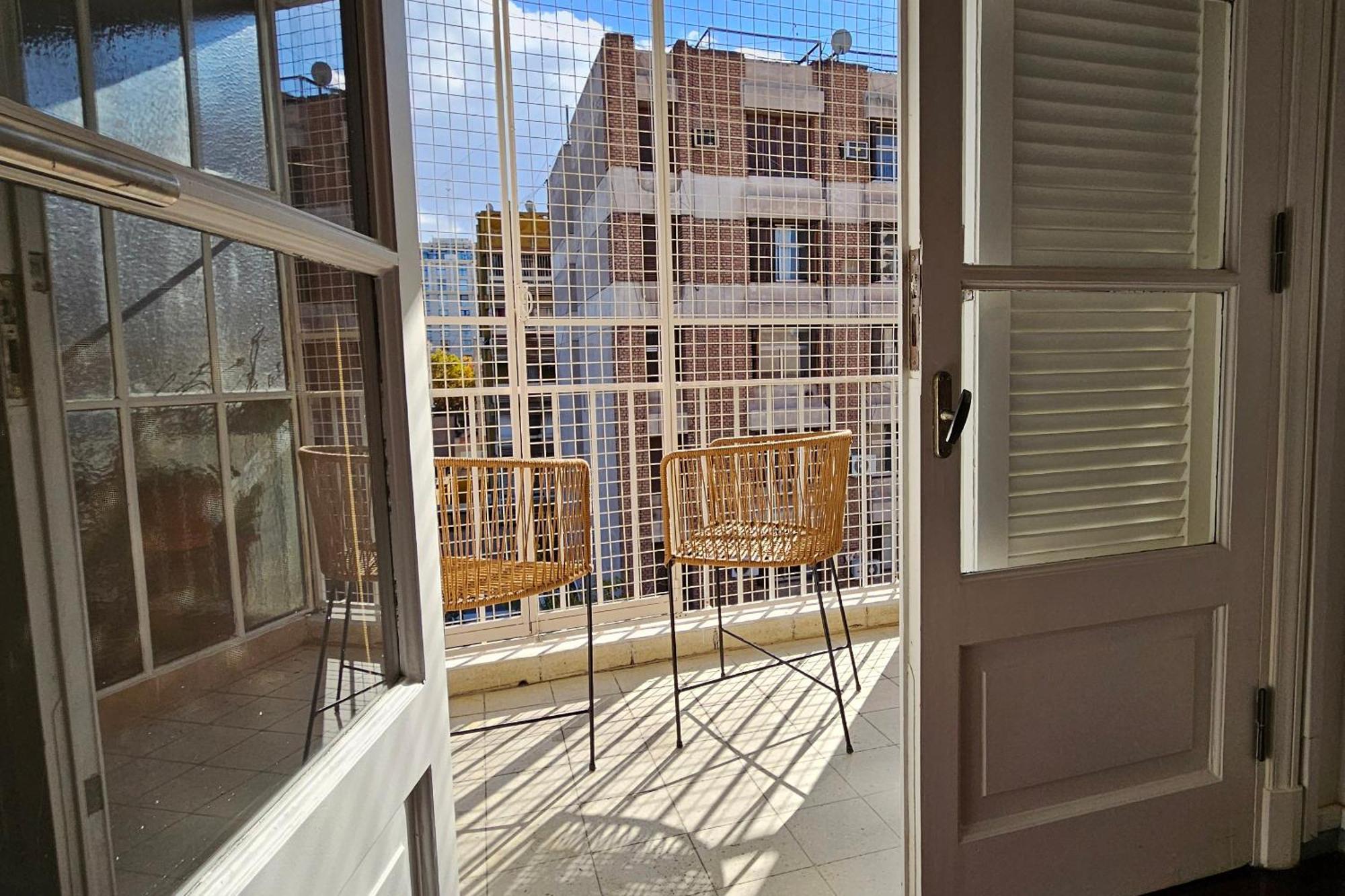 Departamento En Capital + Estacionamiento Apartamento *