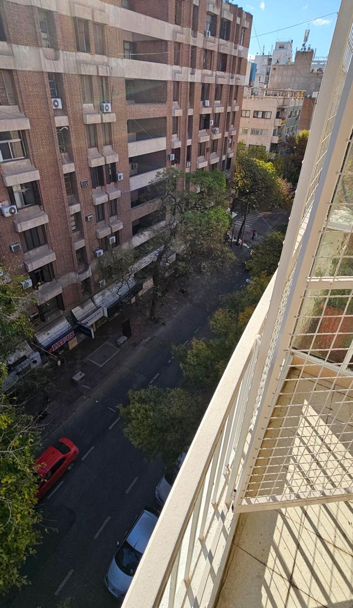 Departamento En Capital + Estacionamiento Apartamento